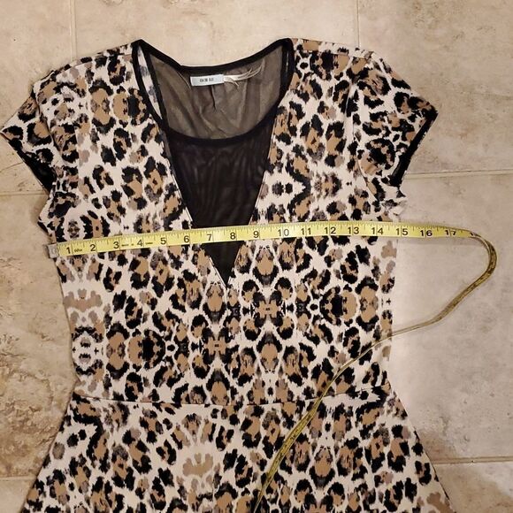 Kimchi Blue Urban Outfitters leopard print with mesh dress - Picture 7 of 11